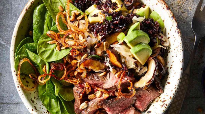 22 healthy salads that are high in protein
